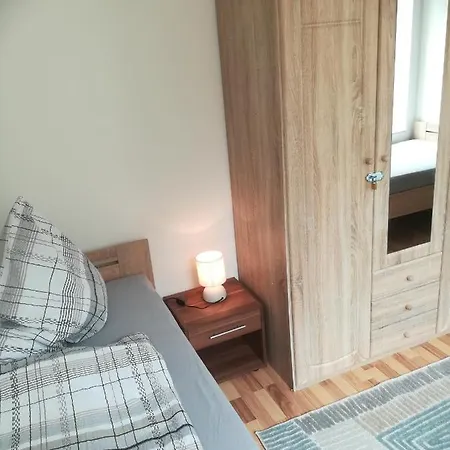 Karsten - Nahe Chemnitz Apartment *