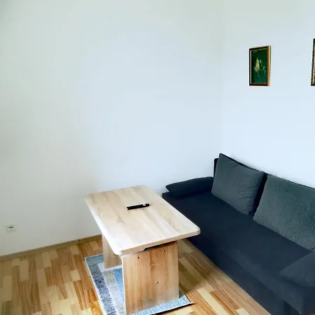 Karsten - Nahe Chemnitz Apartamento *