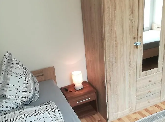 Karsten - Nahe Chemnitz Apartament *